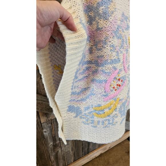 See & be seen statement poncho soft winter warm S/ M neutral 3D whimsical modern - Picture 9 of 11